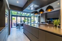 bold-modern-kitchen